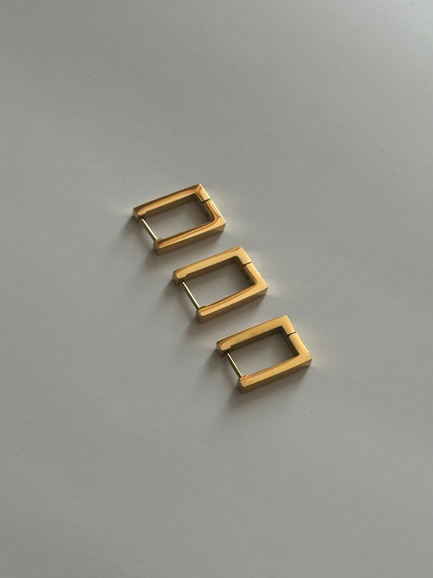 Golden Frame Earrings Set