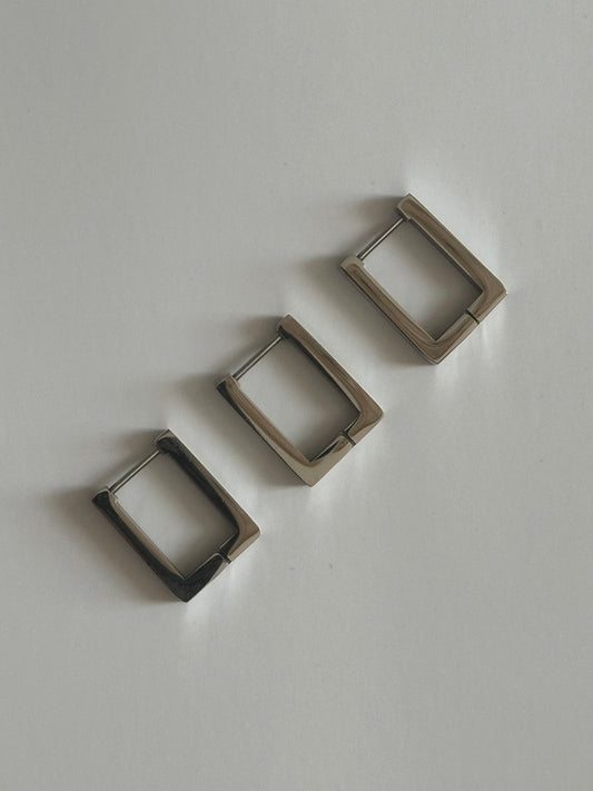 Silver Frame Earrings Set